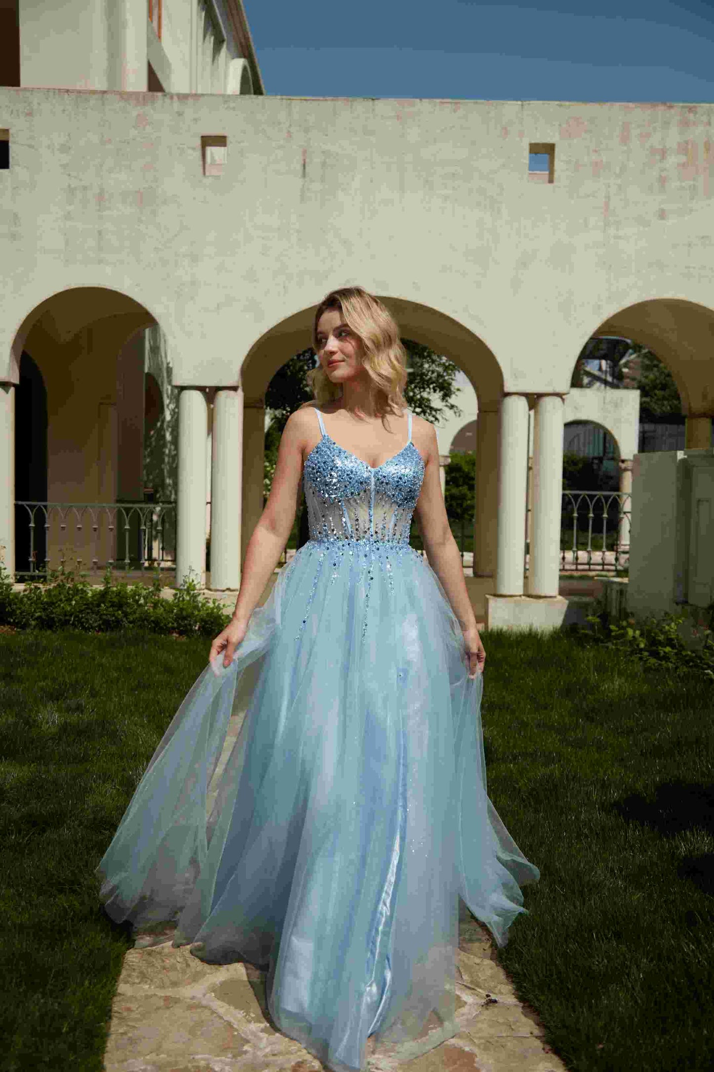 Tulle Prom Dresses for Teens 2025 Spaghetti Straps Long Ball Gown with Slit