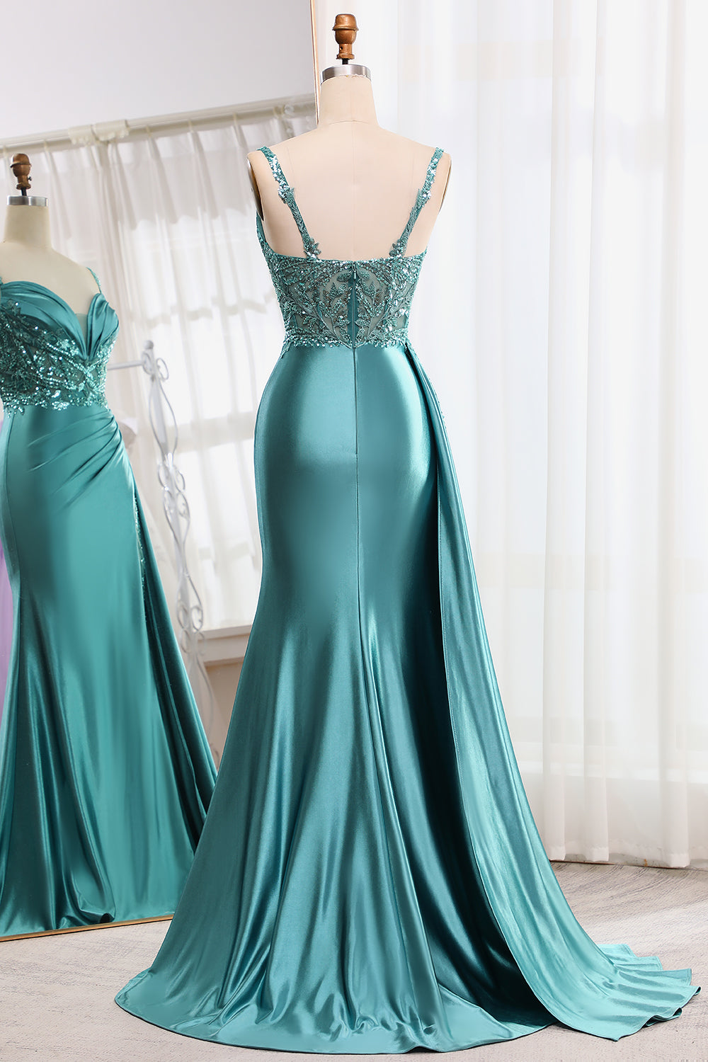 V Neck Satin Prom Dresses Long Mermaid Lace Evening Gown with Slit Pleated Bodycon Formal Dress with Tail