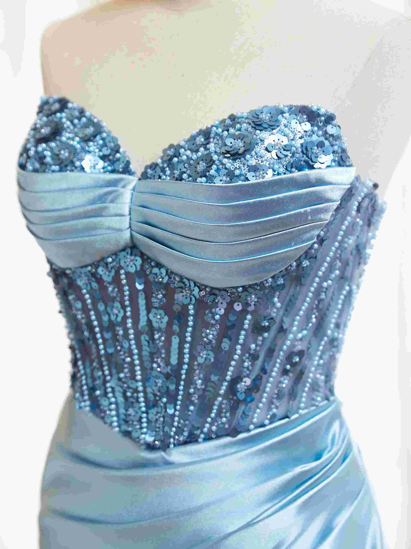Spaghetti Straps Satin Prom Dresses with Slit 2025 Long Mermaid Corset Beaded Sequin V-Neck Ruched Evening Gowns